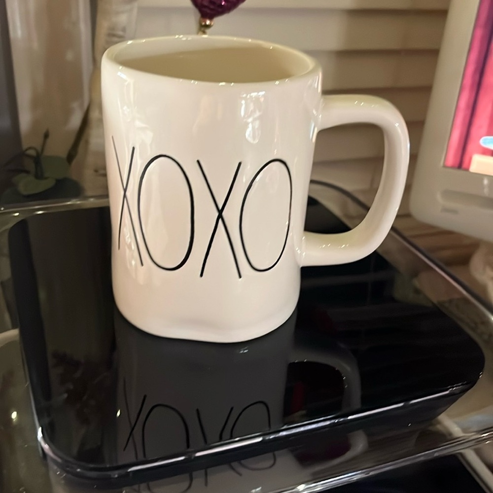 Rae Dunn mug